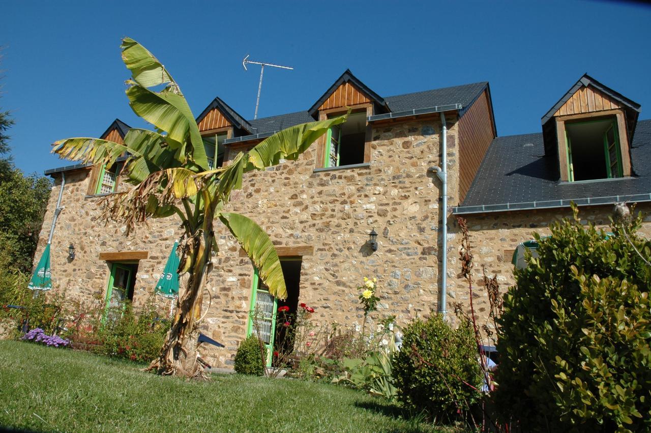 Hotel La Jameliniere à Chailland Extérieur photo