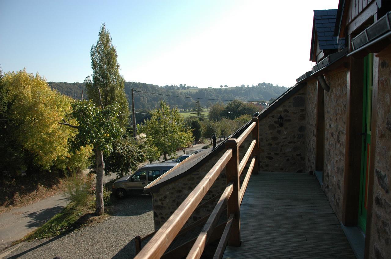 Hotel La Jameliniere à Chailland Extérieur photo
